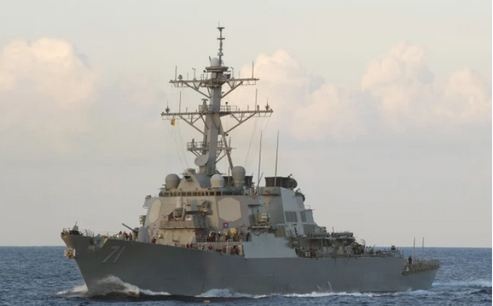 Есмінець США налякав російський танкер біля берегів Венесуели — Bloomberg