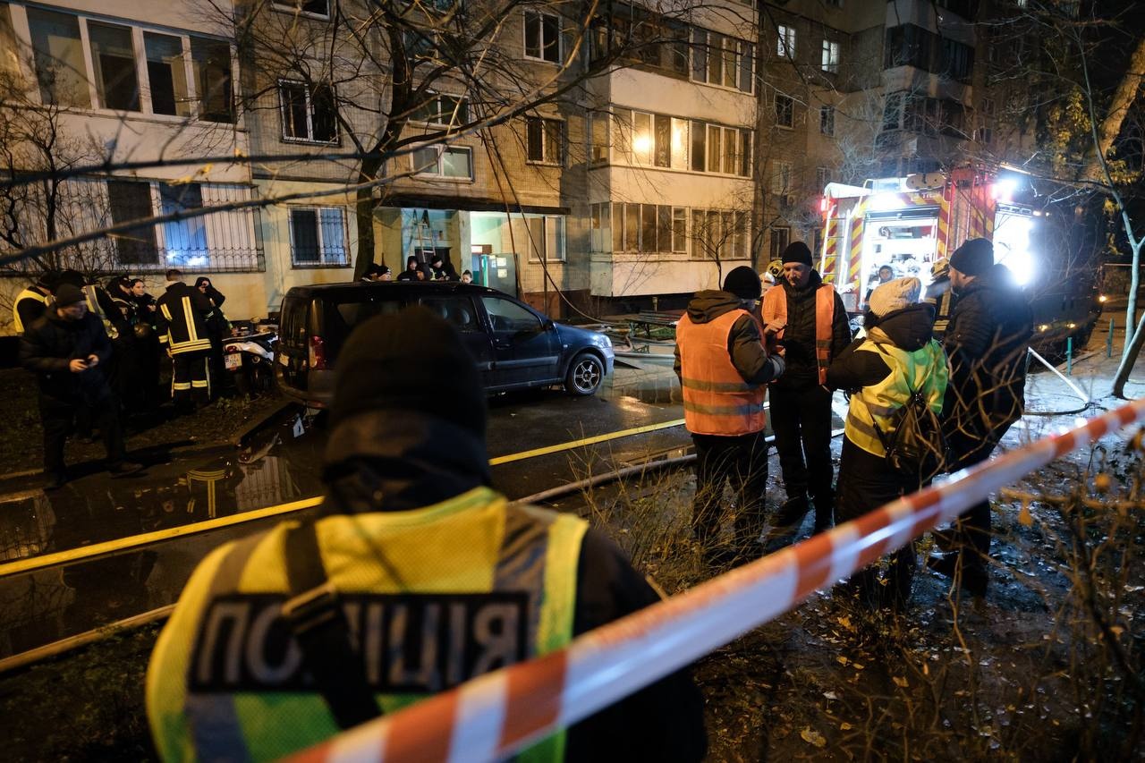 У Києві після обстрілу призупинили подачу опалення