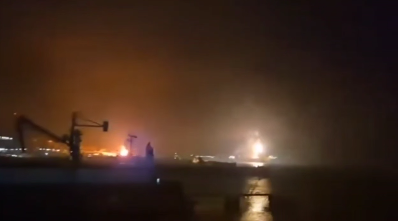 В  порту Новоросійськ було пошкоджено великий десантний корабель РФ