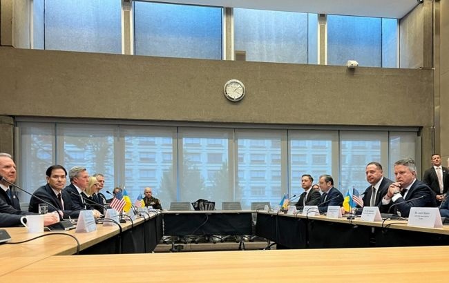 Настоящего мирного соглашения по Украине не будет еще много месяцев, - бывший посол США