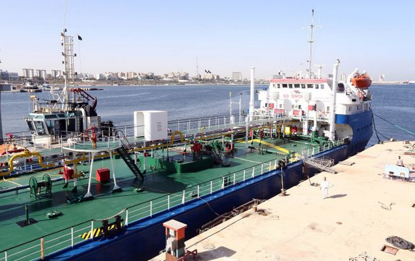 Казахстан після ударів по Новоросійську почав переспрямовувати експорт нафти