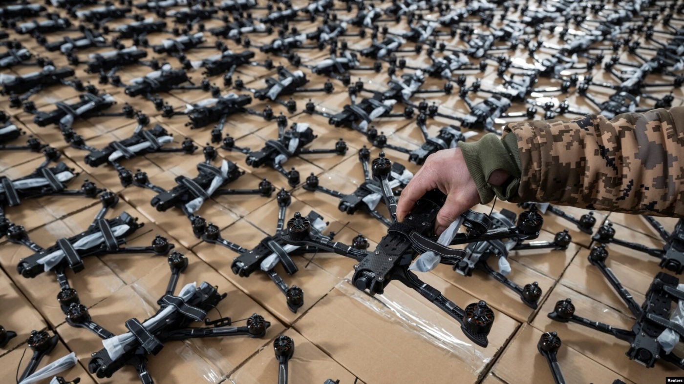 Україна стає світовим центром виробництва бойових дронів, - Bloomberg