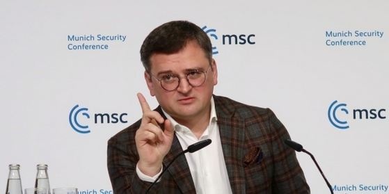 Кулеба спрогнозував, що чекає Україну, якщо мирної угоди так і не буде