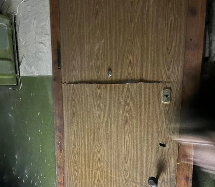 В Днепре мужчина взорвал гранату в подъезде многоэтажки