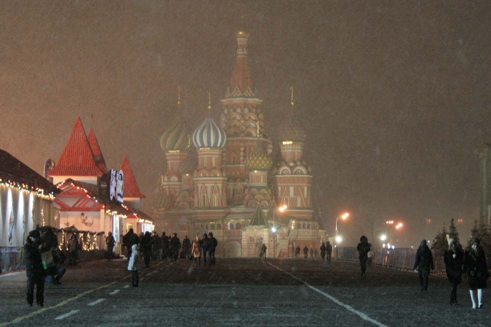 Россияне стали бережнее относиться к своим деньгам, рост потребительских расходов ослаб - Business Insider