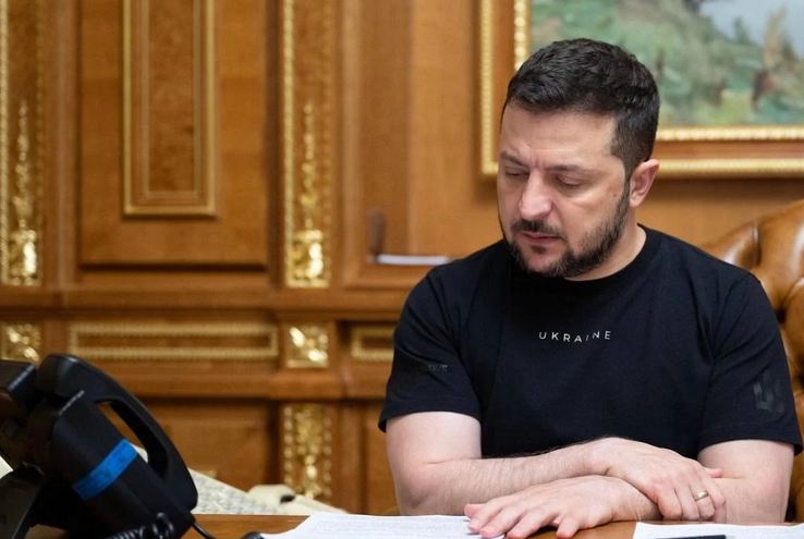 Вихід ЗСУ без відходу армії РФ: Зеленський розкрив пропозицію США щодо Донбасу