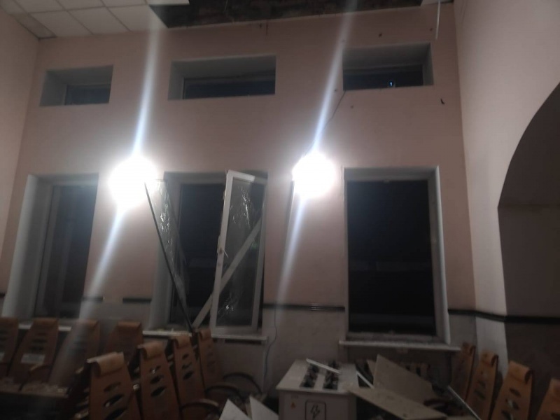 РФ пошкодила вокзал у П'ятихатках: в УЗ показали наслідки удару