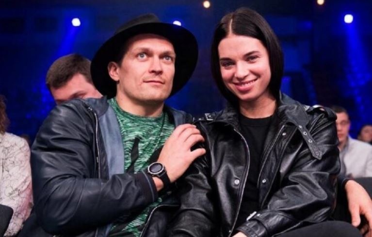 Окупанти в Криму віджали майно боксера Олександра Усика