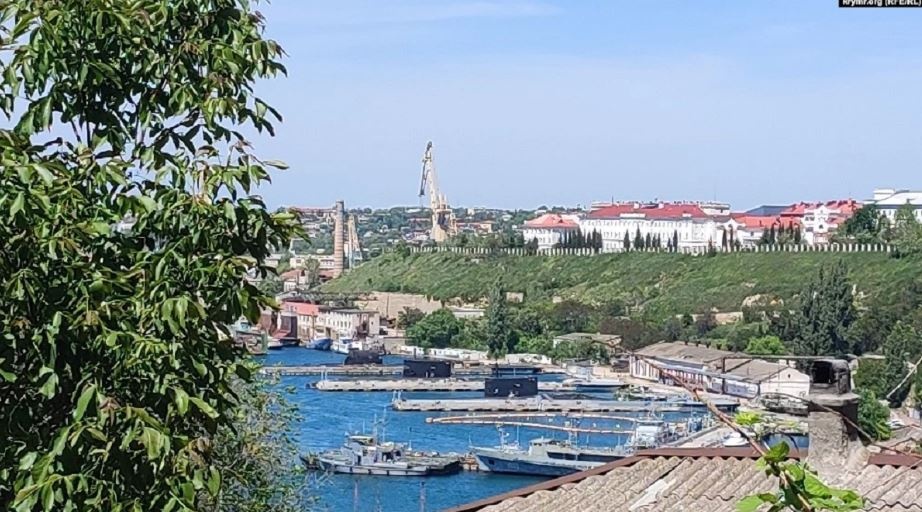 Росія може відремонтувати пошкоджену субмарину тільки в українському Криму, - експерт