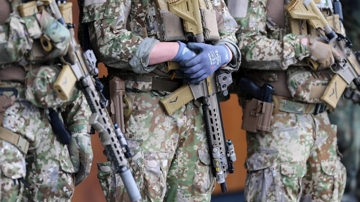 Германия планирует в ближайшие пять лет потратить более 650 млрд евро на оборону, - FT