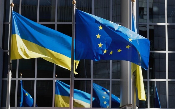 ЕС одобрил решение о предоставлении Украине кредита на 90 миллиардов евро