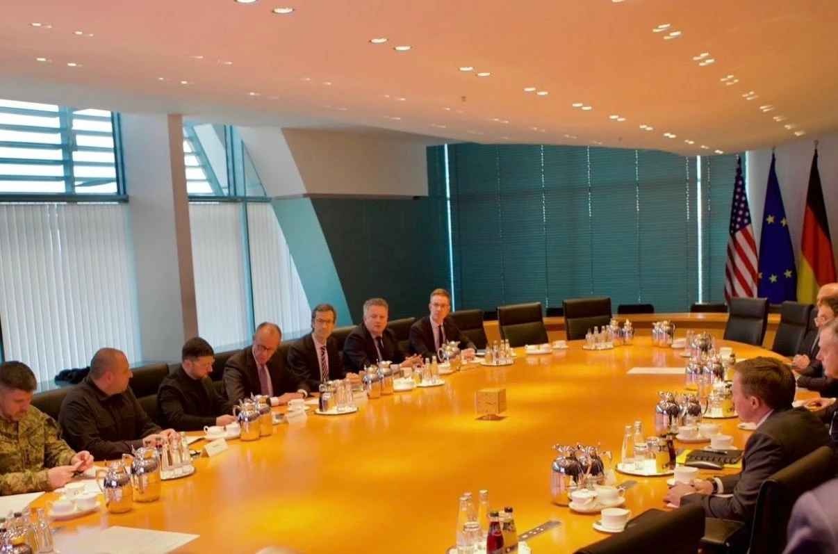 США и Европа составили надежный план гарантий безопасности для Украины, - Bloomberg