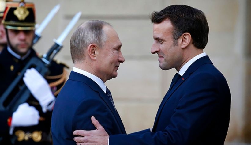 Макрон заявил о необходимости возобновить прямые контакты с Путиным