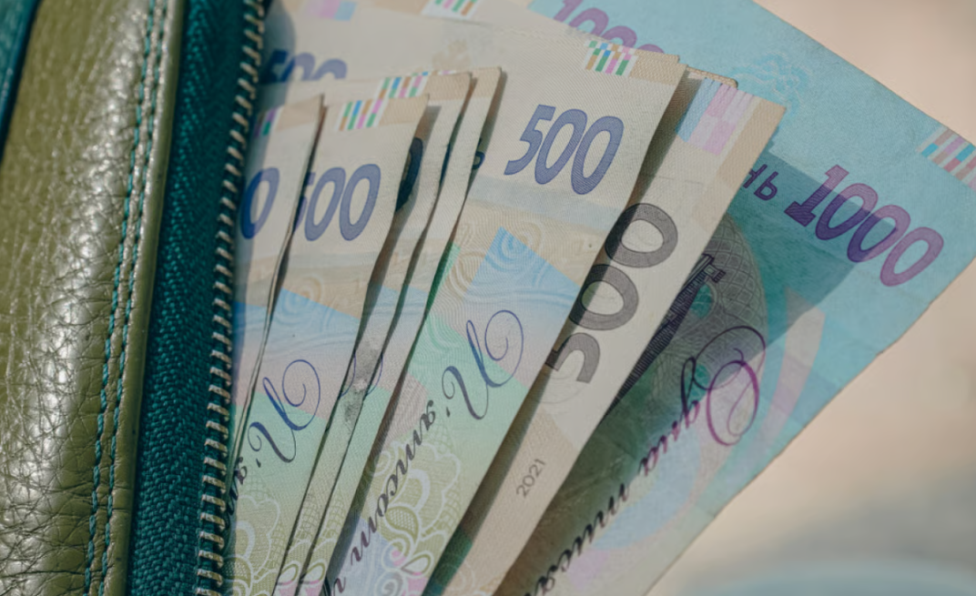 Пенсии в Украине: кому повысят выплаты в 2026 году