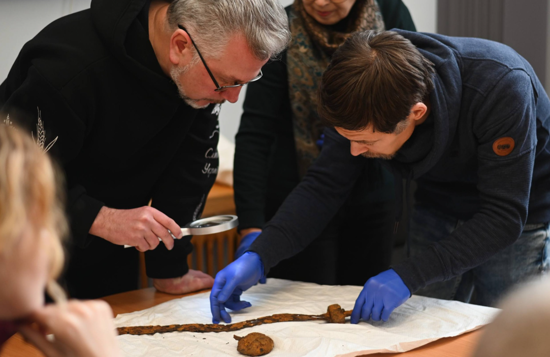 На Житомирщині випадково знайшли унікальний меч часів Київської Русі