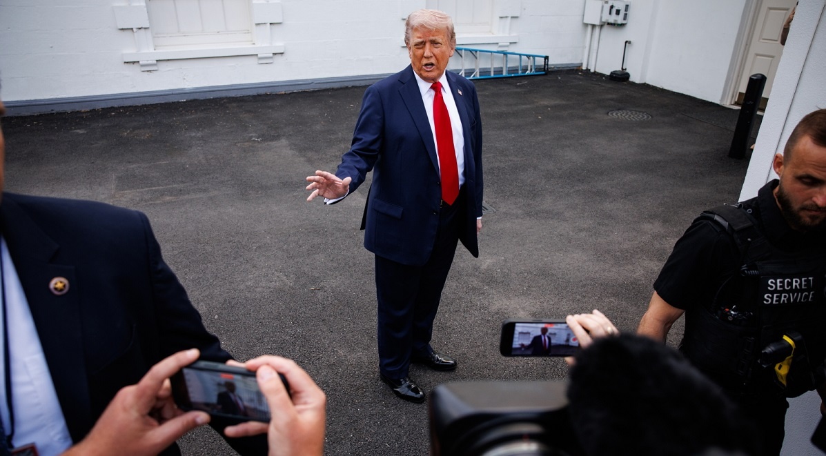 Украина страдает из-за политики Трампа относительно ЕС, - Politico