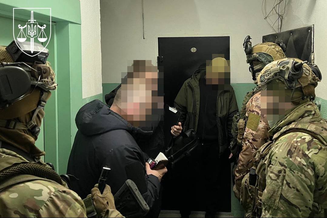 Правоохоронці викрили схему здирництва грошей у пенсіонерів