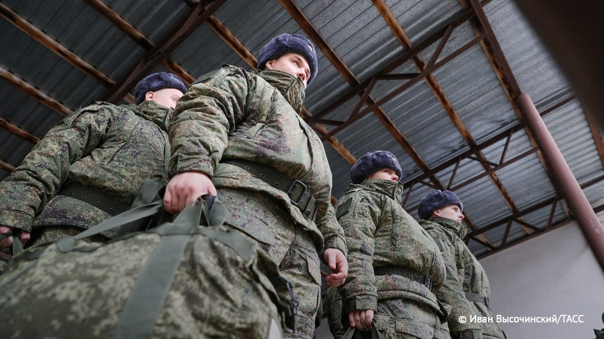 Путин подписал указ о круглогодичном призыве в армию