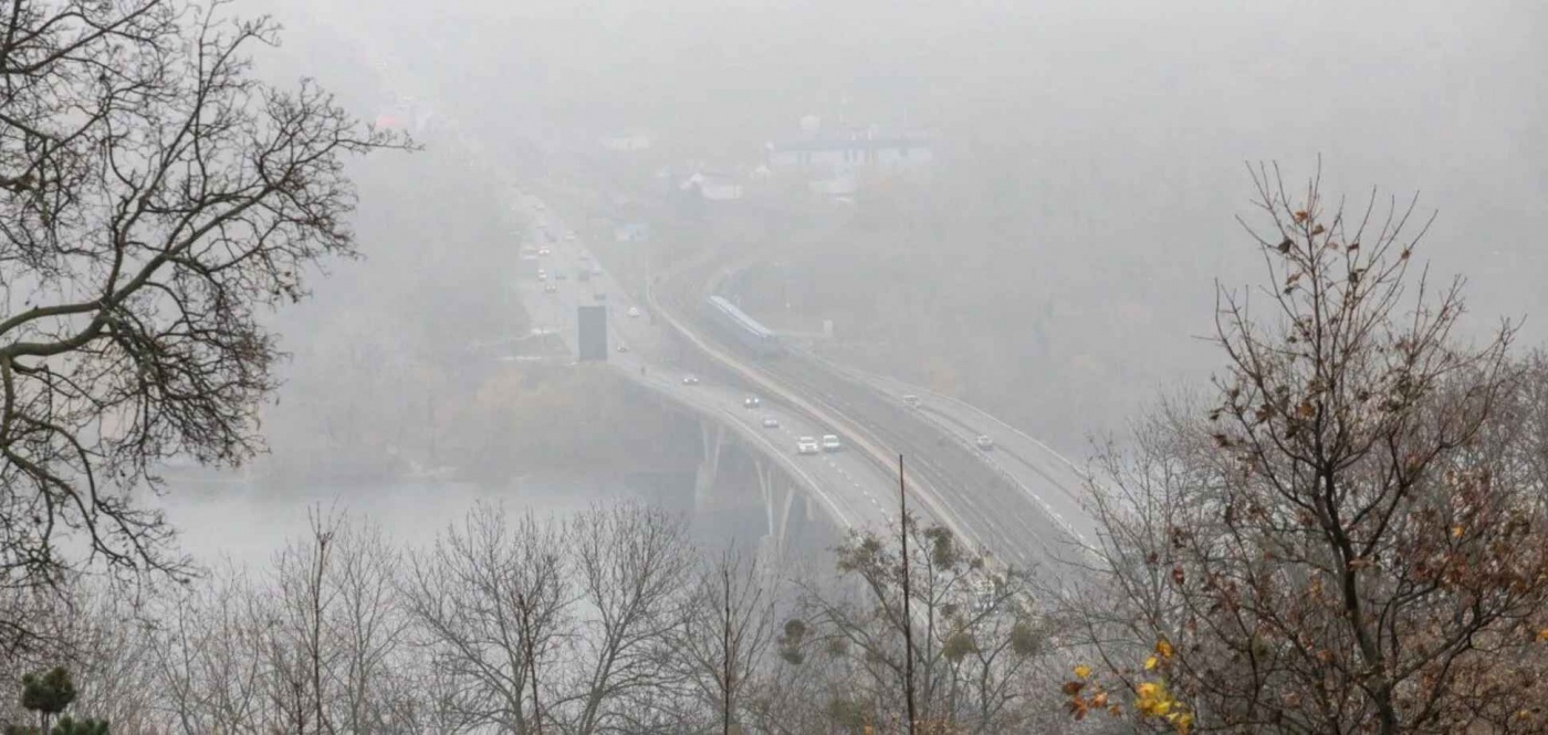 Мокрий сніг та ожеледиця: прогноз погоди на сьогодні