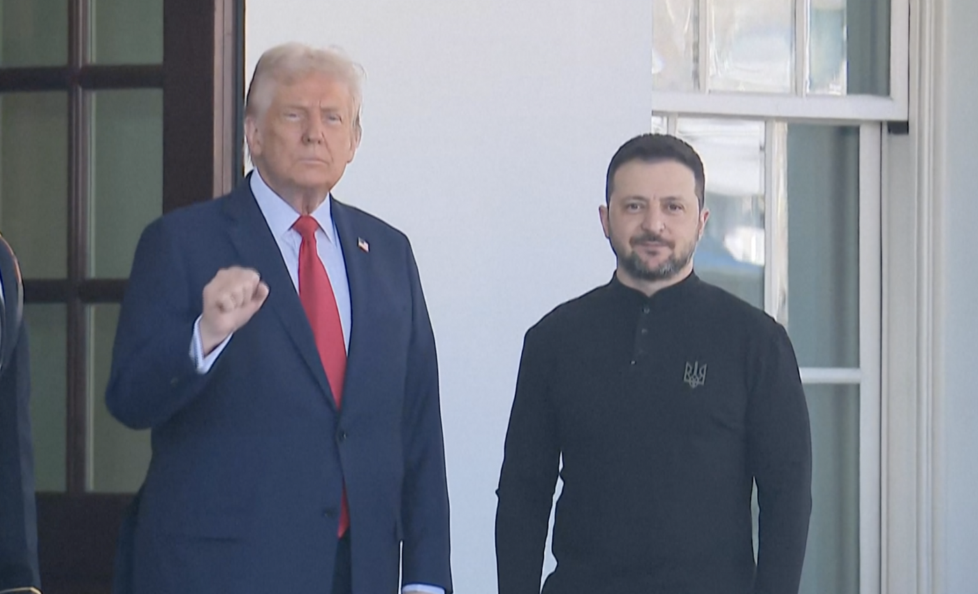 Трамп примет Зеленского в воскресенье: названо место встречи