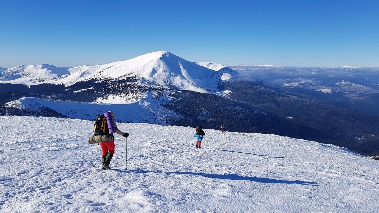 Рятувальники застерігають туристів від походів у високогір’я Карпат