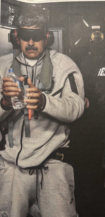 спортивний костюм від Nike