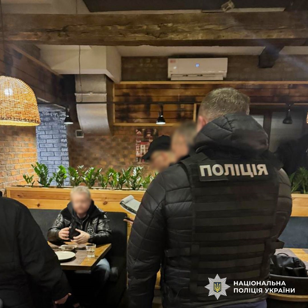 В Киеве у начальника отдела районного ТЦК требовали $100 тысяч