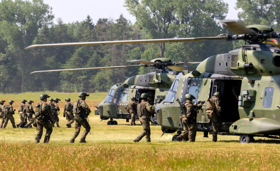 Одна из стран "Коалиции желающих" отказалась отправлять войска в Украину