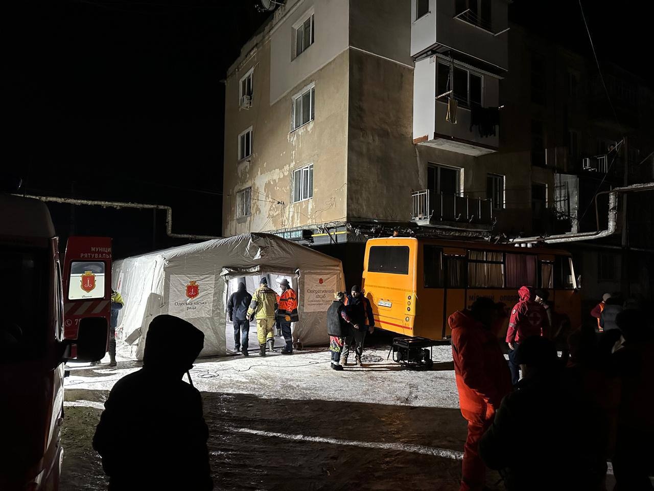 В Одессе после вражеской атаки в ночь на 12 января возникли перебои с электричеством