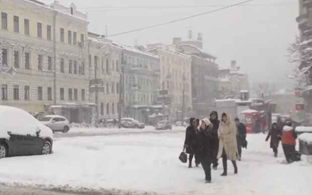 Морози, сніг та ожеледь: якою буде погода в Україні сьогодні