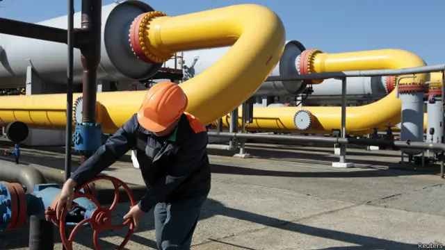 Імпорт газу в Україну: як газ із Європи та США рятує країну