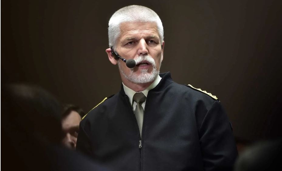 Украина ради мира готова на ряд болезненных уступок — президент Чехии