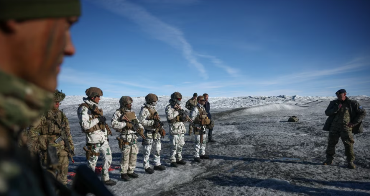 Опытные немецкие военные вылетели в Гренландию, - Bild