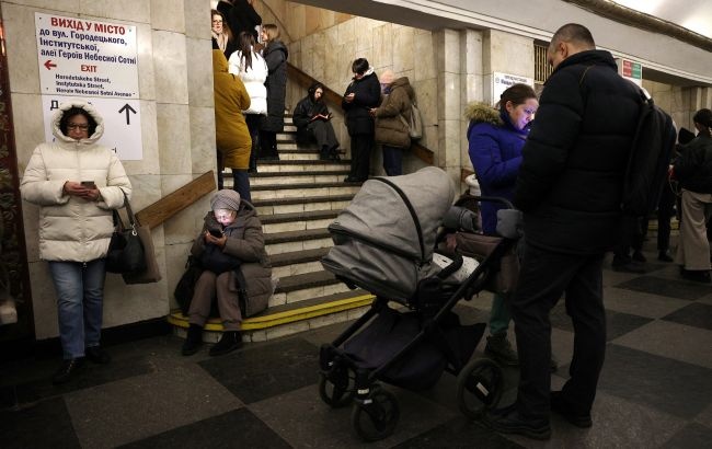 Обстріл Києва: метро змінює графік руху поїздів
