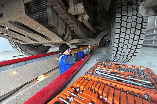 В правительстве анонсировали возвращение техосмотра автомобилей