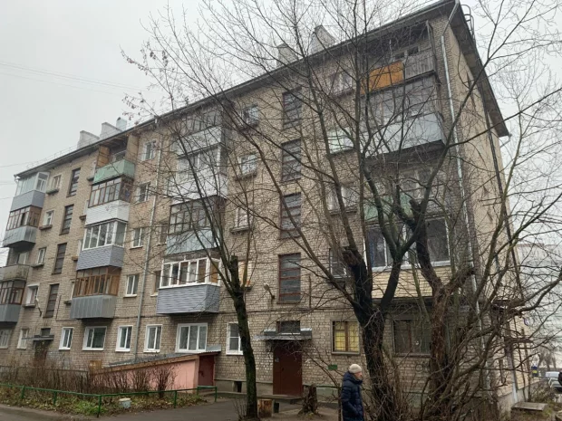 Строитель объяснил, какие старые дома дольше всего сохраняют тепло без отопления