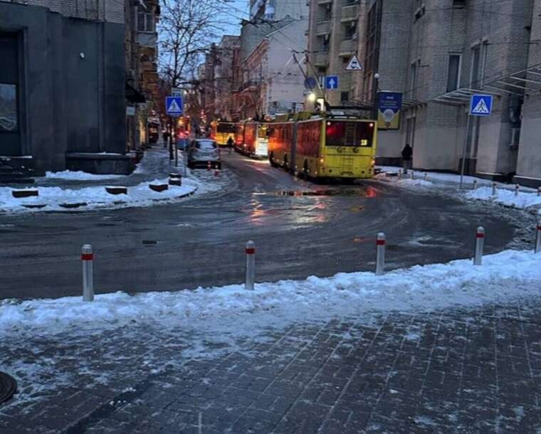 Юрист пояснив, як домогтися компенсації за травму через ожеледицю