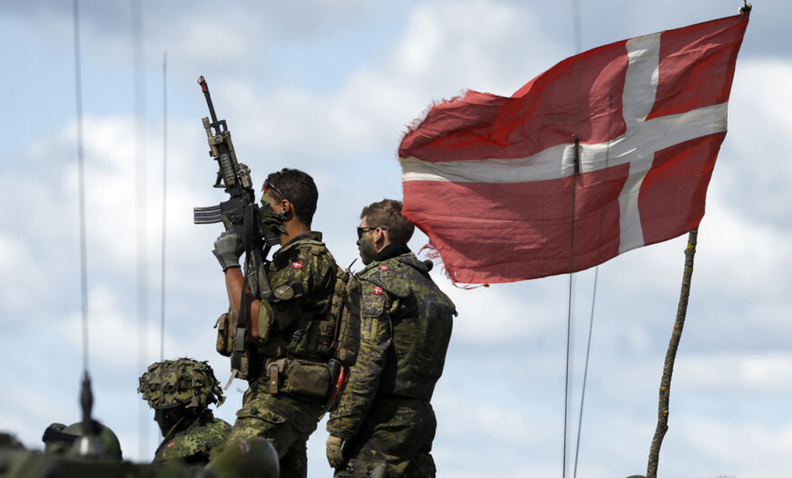 Дания была готова сражаться с США за Гренландию, военные получили приказ, - СМИ