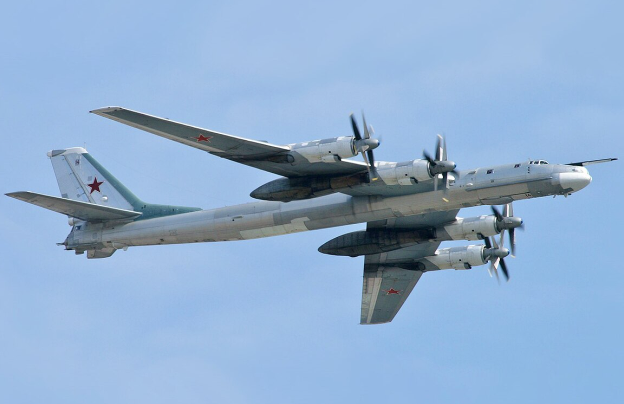 РФ ударила по Киеву нетипичными ракетами: Игнат раскрыл новую тактику оккупантов