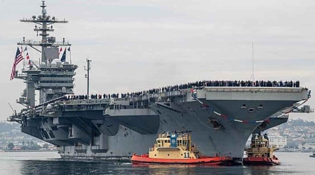 Авианосец, ПВО и самолеты: США перебрасывают в Иран военную технику на фоне убийства режимом протестующих — The Economist