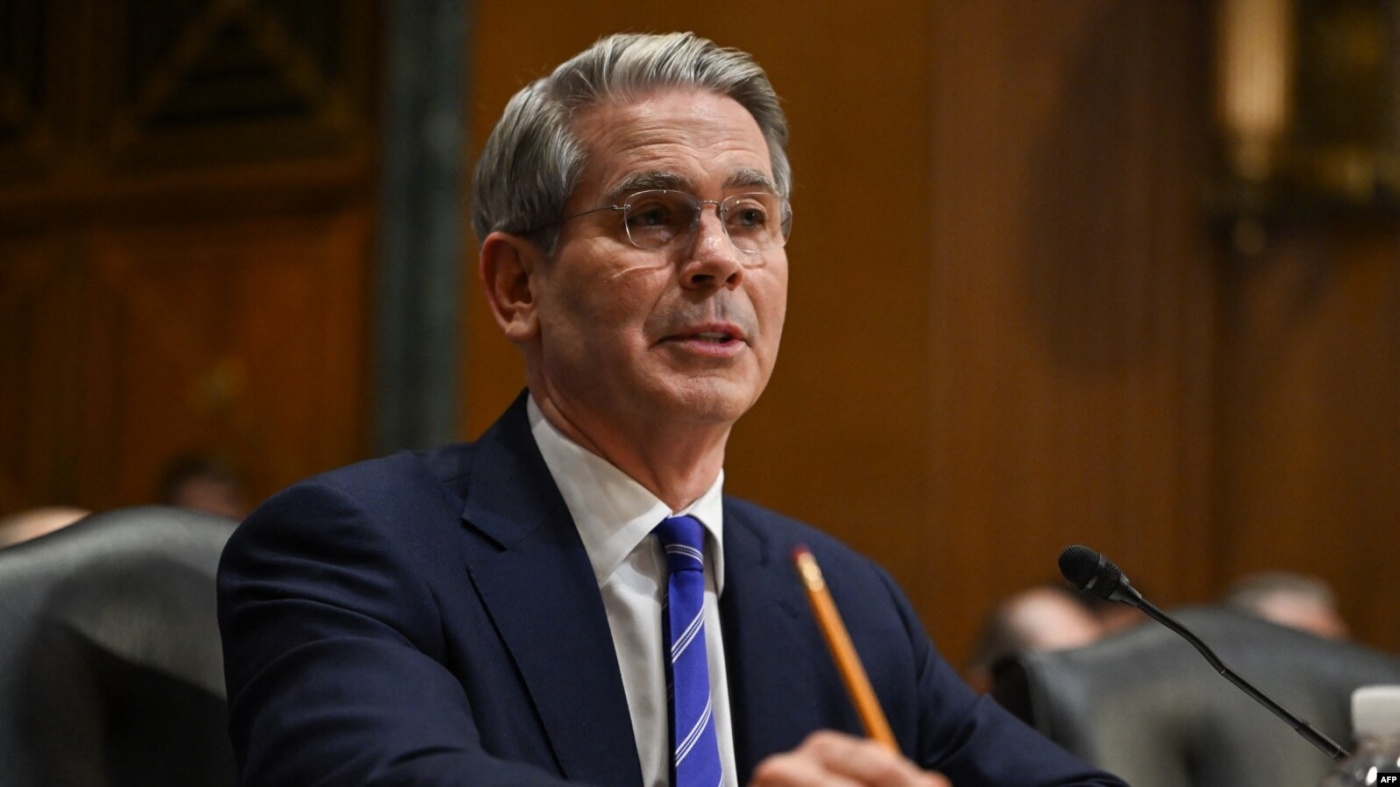 Міністр фінансів США розкритикував ідею провести навчання НАТО у Гренландії