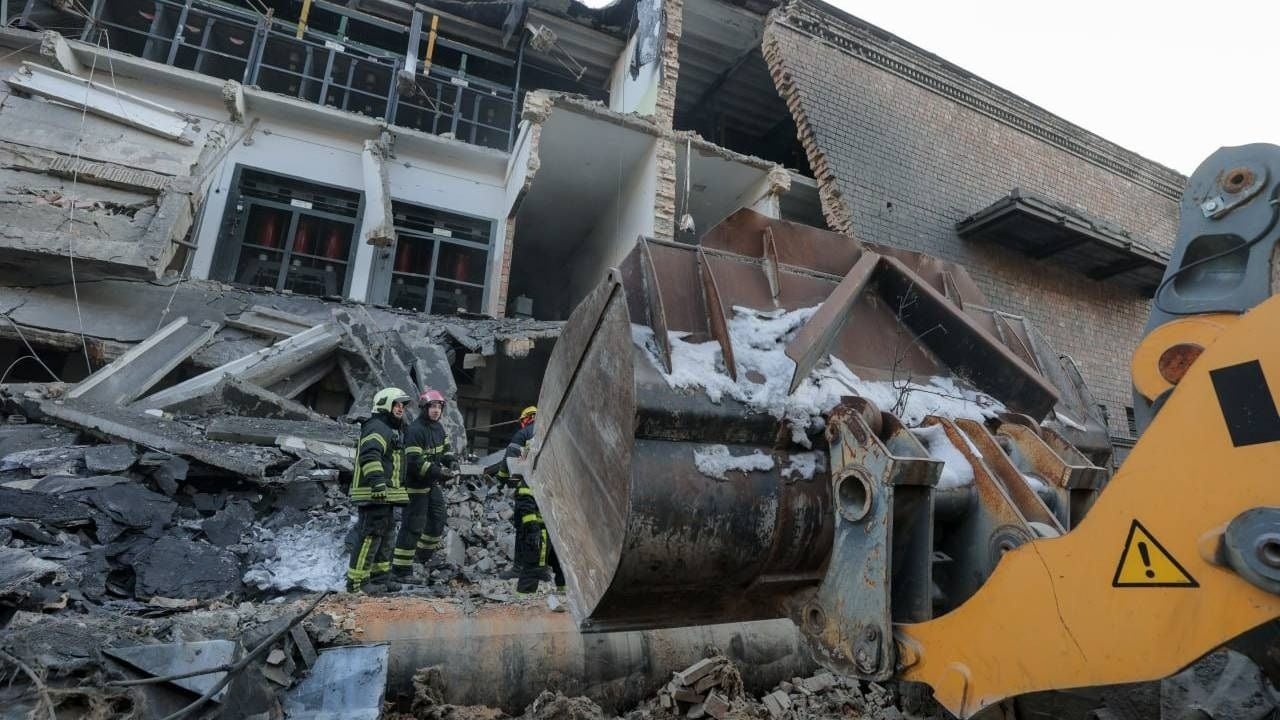 Ситуація в енергетиці: графіки відключень світла можуть погіршитися, - Шмигаль