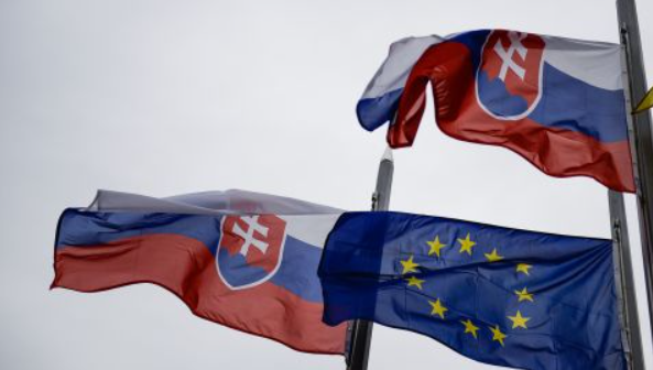 Президент Словаччини назвав помилкою передачу МіГ-29 Україні