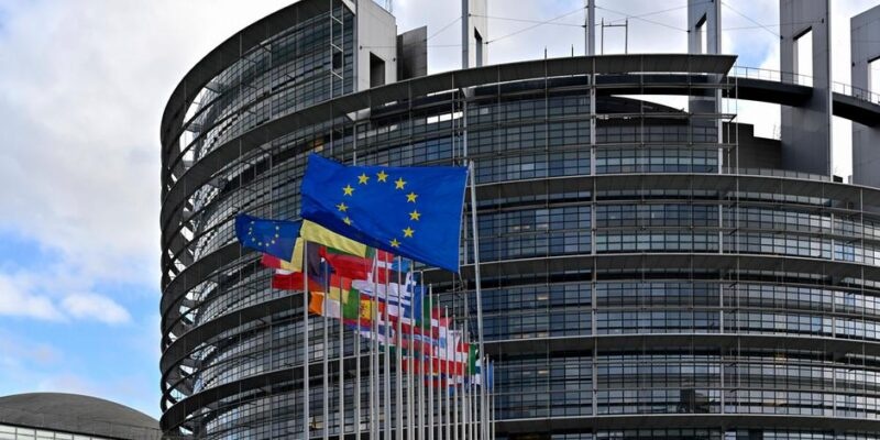 У Європарламенті закликали зупинити "холодомор" в Україні