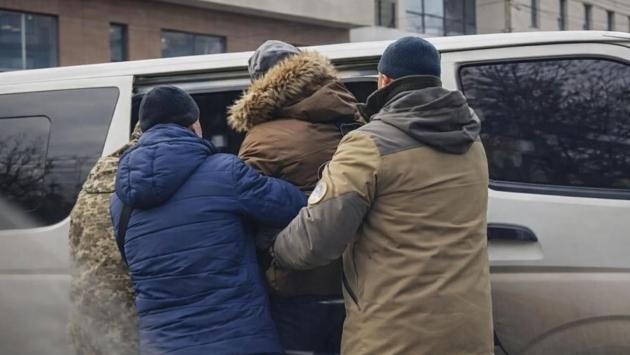 Представник ТЦК не зміг чітко пояснити, чому військові ховають обличчя під час "оповіщення"