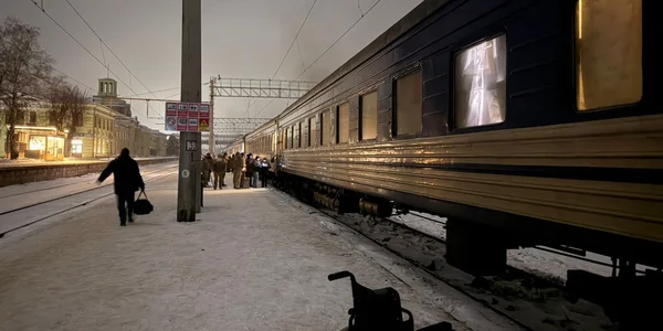 УЗ змінює графіки курсування поїздів на 13 лютого