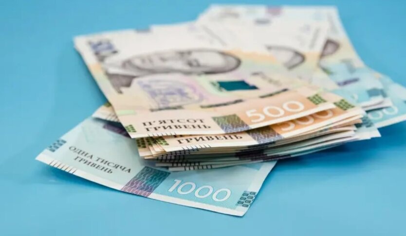 Виплати поставили на паузу: яка категорія українців не змогла вчасно отримати гроші