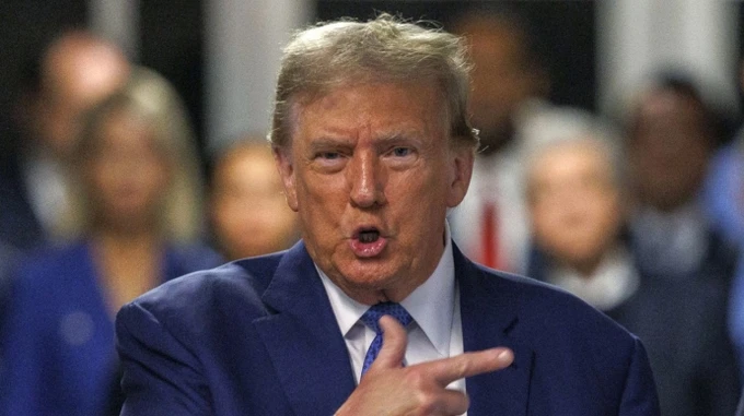 Трамп неоднократно обещал, что закончит войну за один день, однако для украинцев ситуация только ухудшилась, – NYT