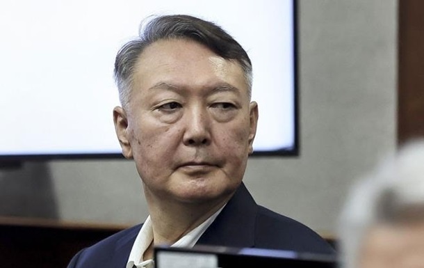 Экс-президент Южной Кореи, который незаконно ввел военное положение, получил пожизненное заключение