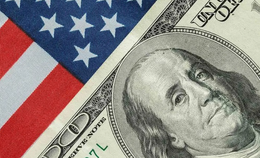 США на порозі фінансової кризи та обвалу долара: як це позначиться на гаманцях українців